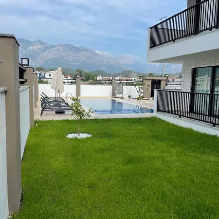 Kalida Aparthotel 4*